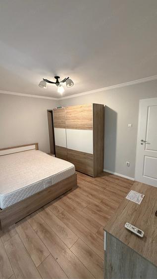 Apartament cu 3 camere decomandat în Nerva Traian