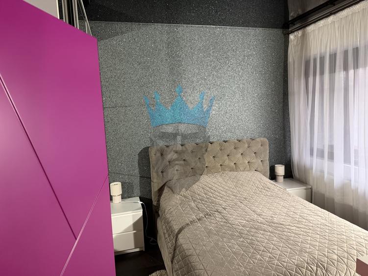 Apartament cu 2 camere semidecomandat, mobilat în P-ța Alba Iulia