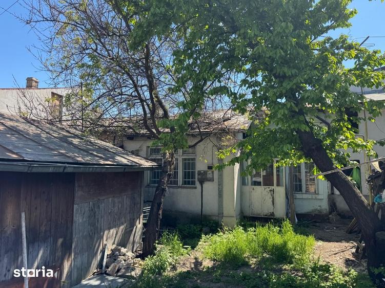 Casă cu 2 camere cu Teren 161 Mp în Central