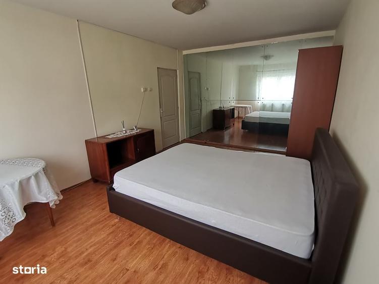 Apartament cu 2 camere decomandat în Ștrand