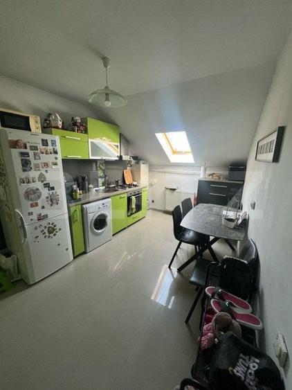 Apartament cu 2 camere decomandat, mobilat în Zorilor