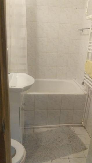 Apartament cu 2 camere decomandat în Titan