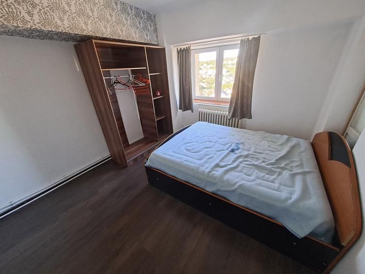 Apartament cu 2 camere semidecomandat în Exterior Vest