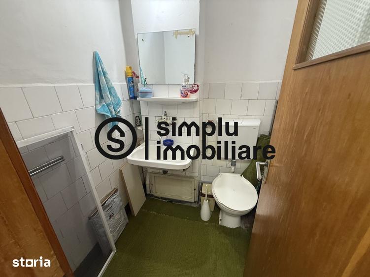 Apartament cu 4 camere decomandat în 1 Mai