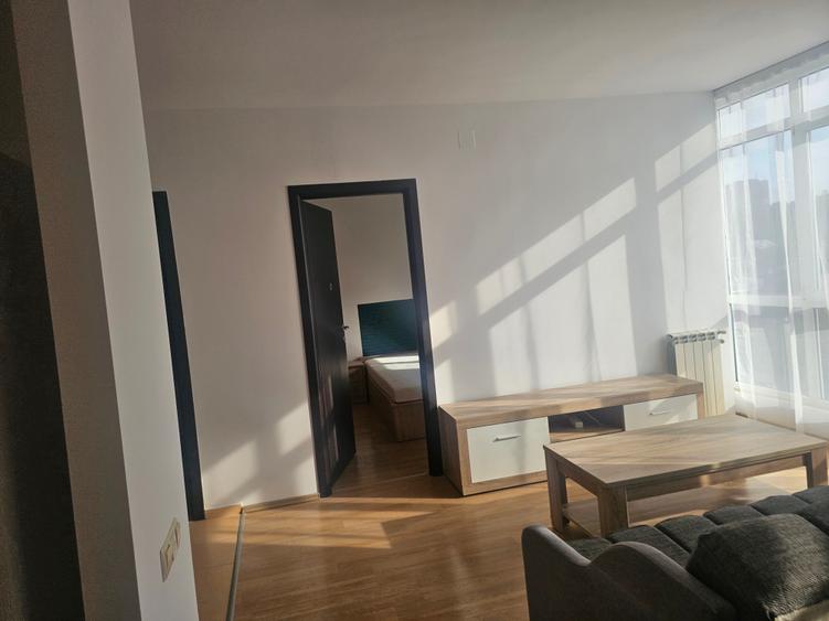 Apartament cu 2 camere semidecomandat în Tătărași