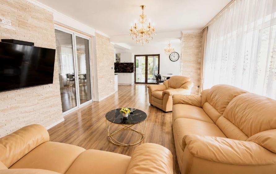 Casă individuală cu 5 camere cu Teren 500 Mp în Vidra