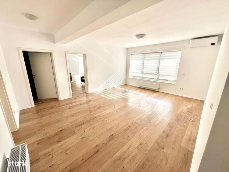 Apartament cu 3 camere în Tineretului
