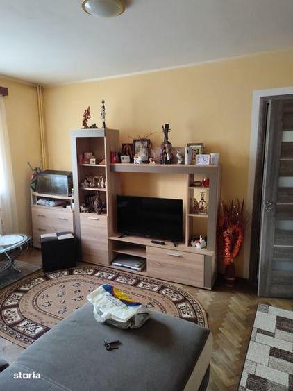 Vand apartament 2 camere semidecomandat - 2