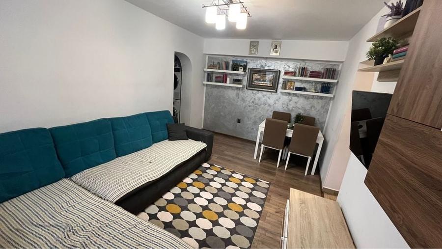 Apartament cu 3 camere în Țiglina 1
