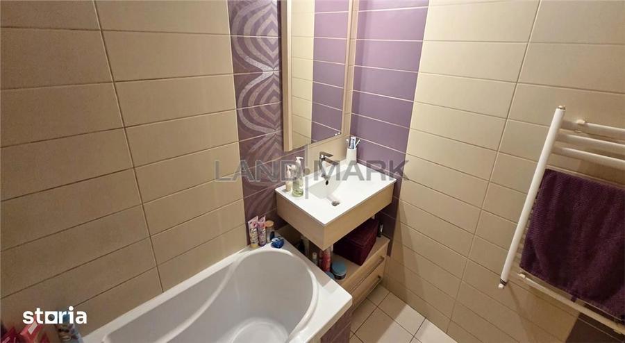 Apartament cu 3 camere decomandat în Ghirodei