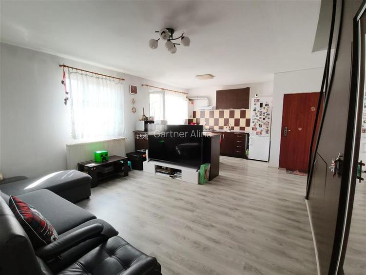 Apartament 4 camere 2 bai balcon zona Terezian