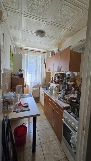 Vand apartament 3 camere etaj 1 semidecomandat - 9
