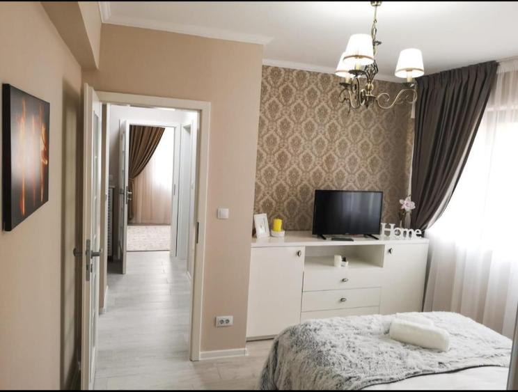 Apartament cu 2 camere decomandat în Tătărași