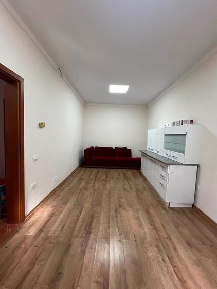 Spațiu comercial, de 65 mp, în Horea