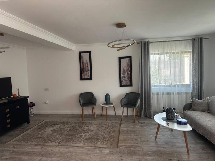 Casă individuală cu 4 camere cu Teren 350 Mp în Lumina