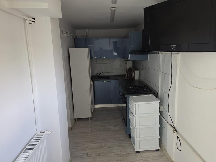 Casă cu 3 camere cu Teren 80 Mp în Central