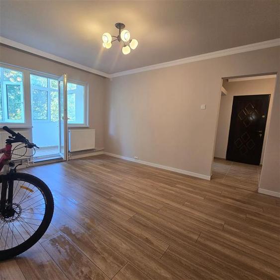 Apartament cu 2 camere decomandat în Dacia