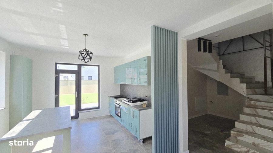 Casă cu 3 camere cu Teren 340 Mp în Central