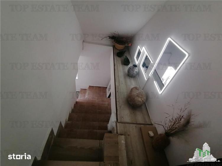 Apartament cu 4 camere decomandat în Central