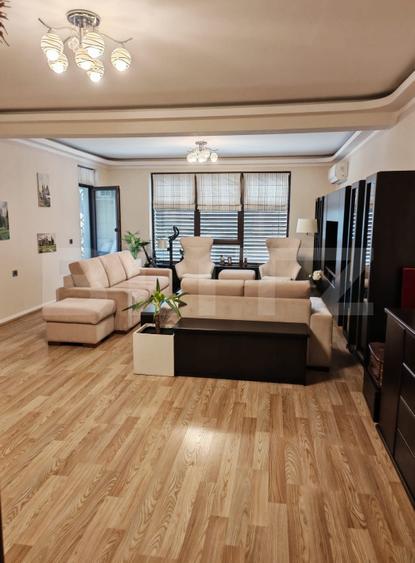 Apartament cu 3 camere decomandat, mobilat în 13 Decembrie