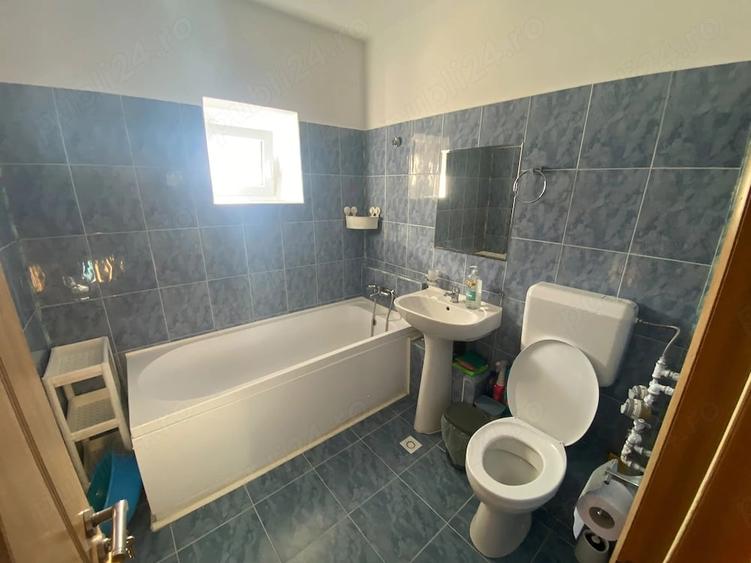 Apartament cu 2 camere semidecomandat în 1 Decembrie 1918