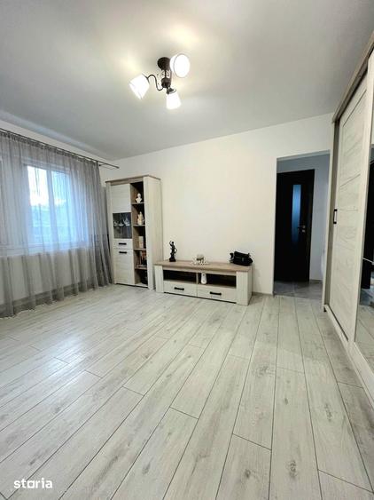 Apartament cu 2 camere semidecomandat în Obor