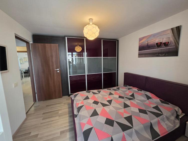 Apartament cu 3 camere decomandat în 1 Decembrie 1918