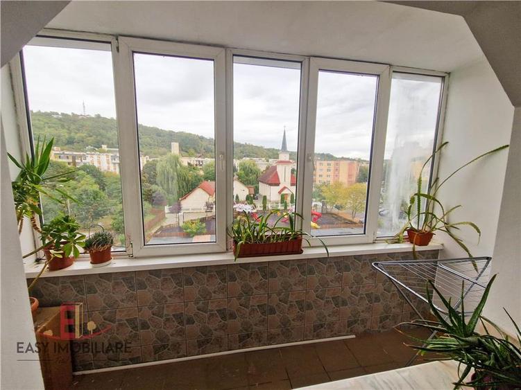 Apartament cu 2 camere decomandat în Tudor