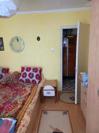 Apartament cu 4 camere decomandat, mobilat în 5 Călărasi