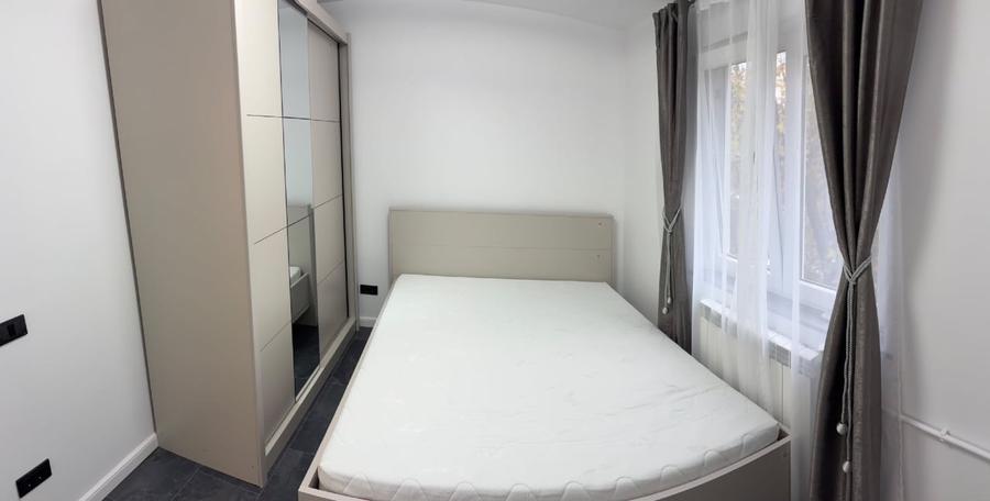 Apartament cu 2 camere semidecomandat, mobilat în Brâncoveanu