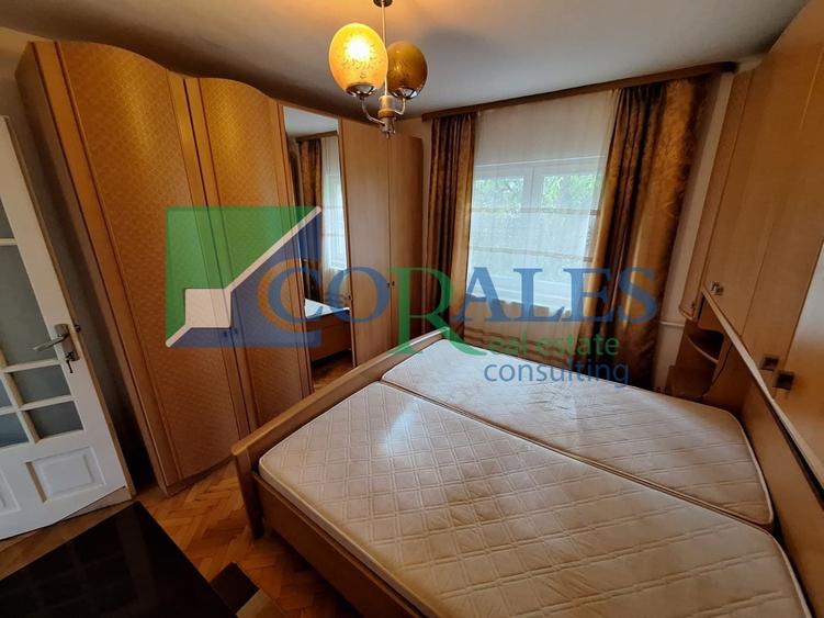 Apartament cu 2 camere decomandat, mobilat în Bucovina