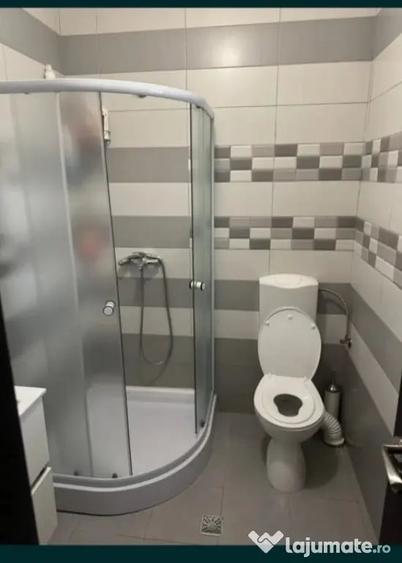 Casă cu 4 camere cu Teren 345 Mp în Malu Mare
