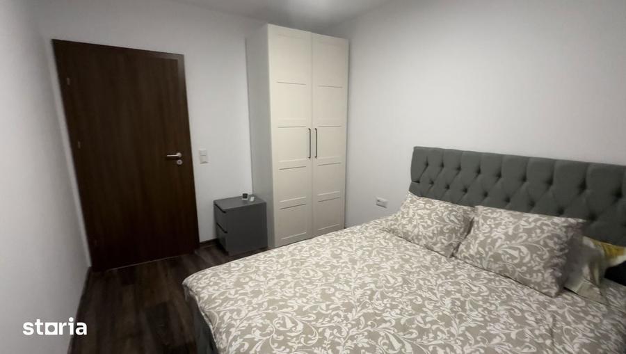 Apartament cu 3 camere în Centura