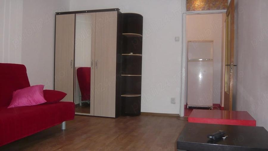 Garsonieră decomandată în Tineretului