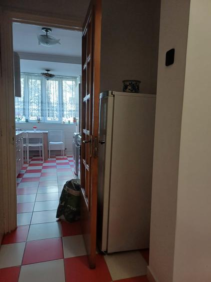 Apartament cu 3 camere în Dristor