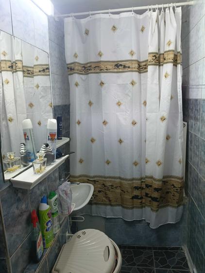 Proprietar, vand apartament 2 camere Micro 4, Etaj 2, 44 mp - 3