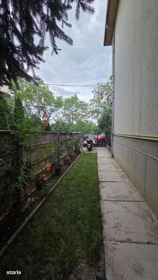 Casă cu 3 camere în Bercu Roșu