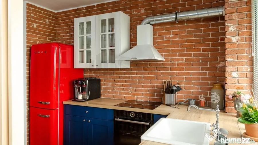Apartament cu 3 camere decomandat în Aviației