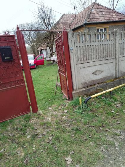 Casă cu Teren 86 Mp în Central