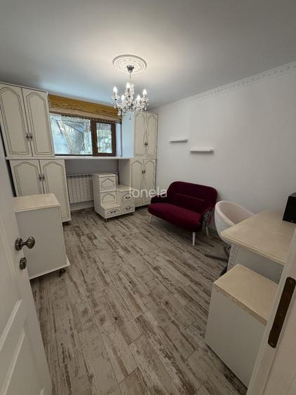 Apartament tip Duplex de 135 mp, 250 mp gradina, 3 locuri de paracare - 1141 E/mp