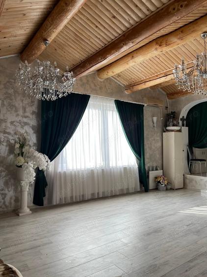 Casă cu 6 camere în Pocola