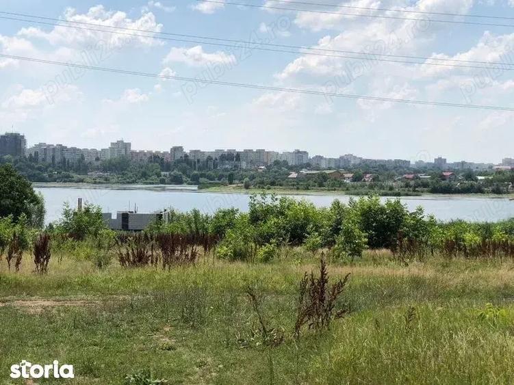Teren de 500 mp, în Central