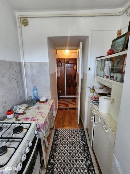 2 Camere semidecomandat zona Milcov langa pod - 5