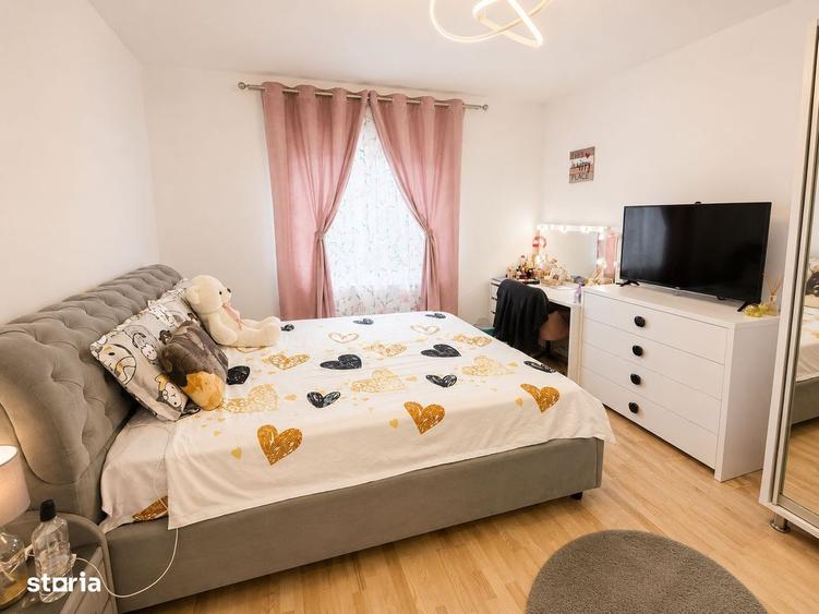 Casă cu 3 camere în Tomești