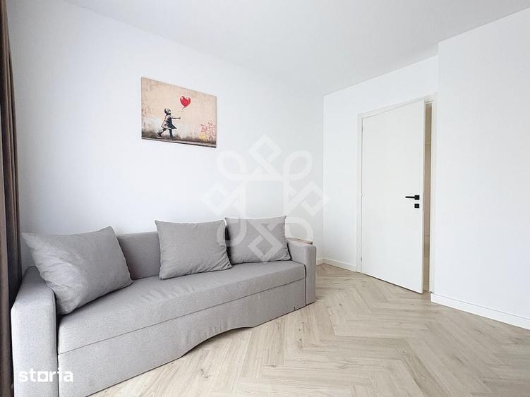 Apartament cu 3 camere decomandat în Seleuș