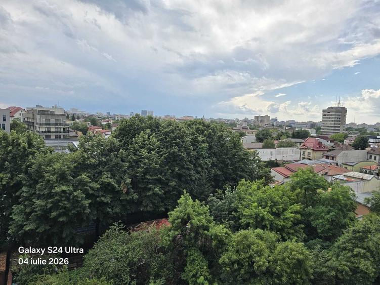 Apartament cu 2 camere nedecomandat în Iancului
