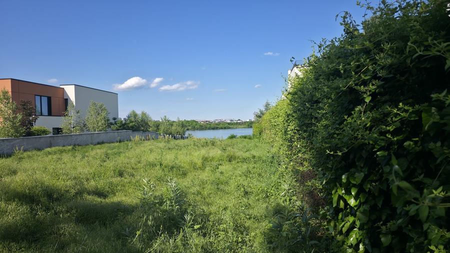 Teren Construcții intravilan de 2000 mp, în Dămăroaia