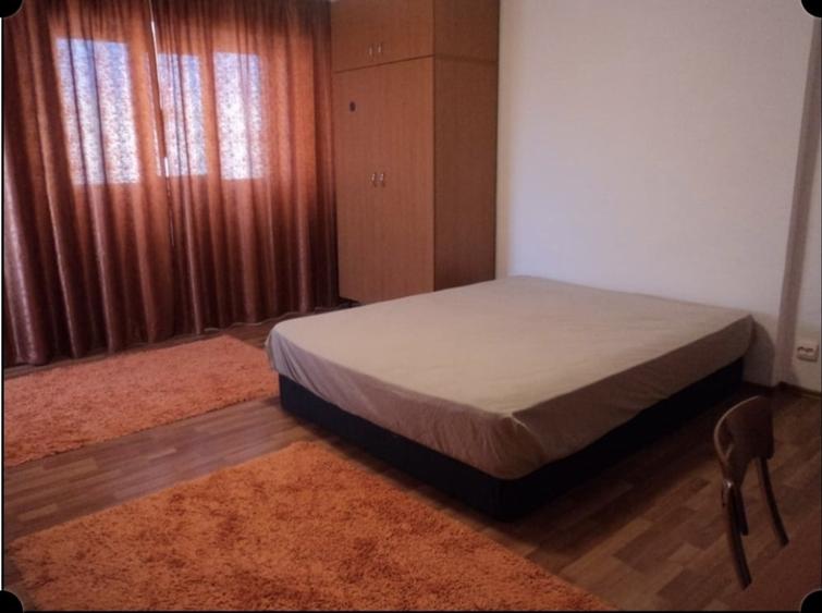 Garsonieră decomandată, mobilată în Calea Călărașilor