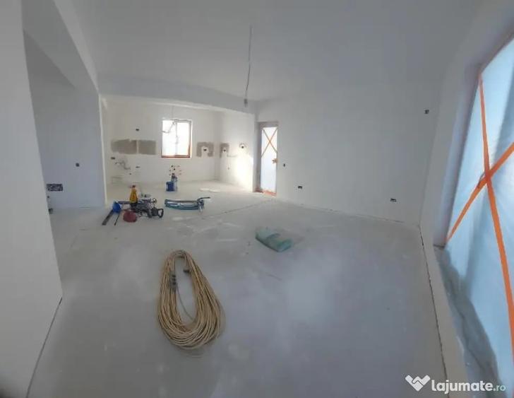 Casă cu 3 camere cu Teren 320 Mp în Vârteju