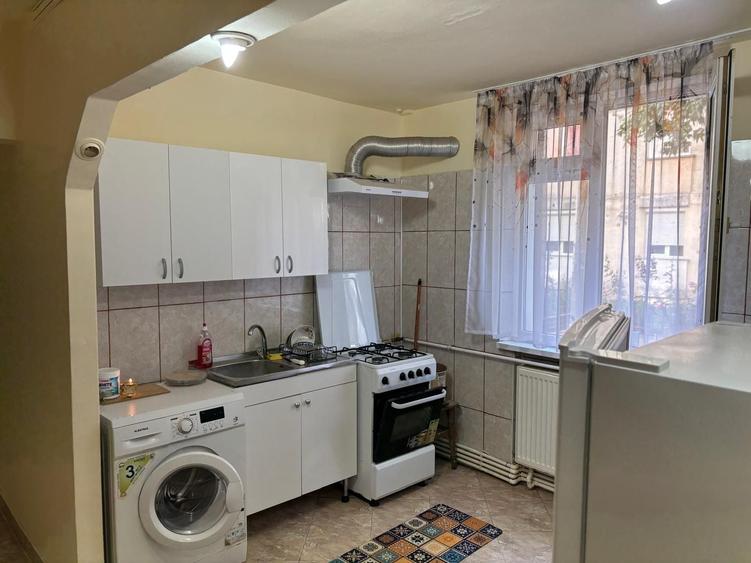 Garsonieră decomandată în Ciritei